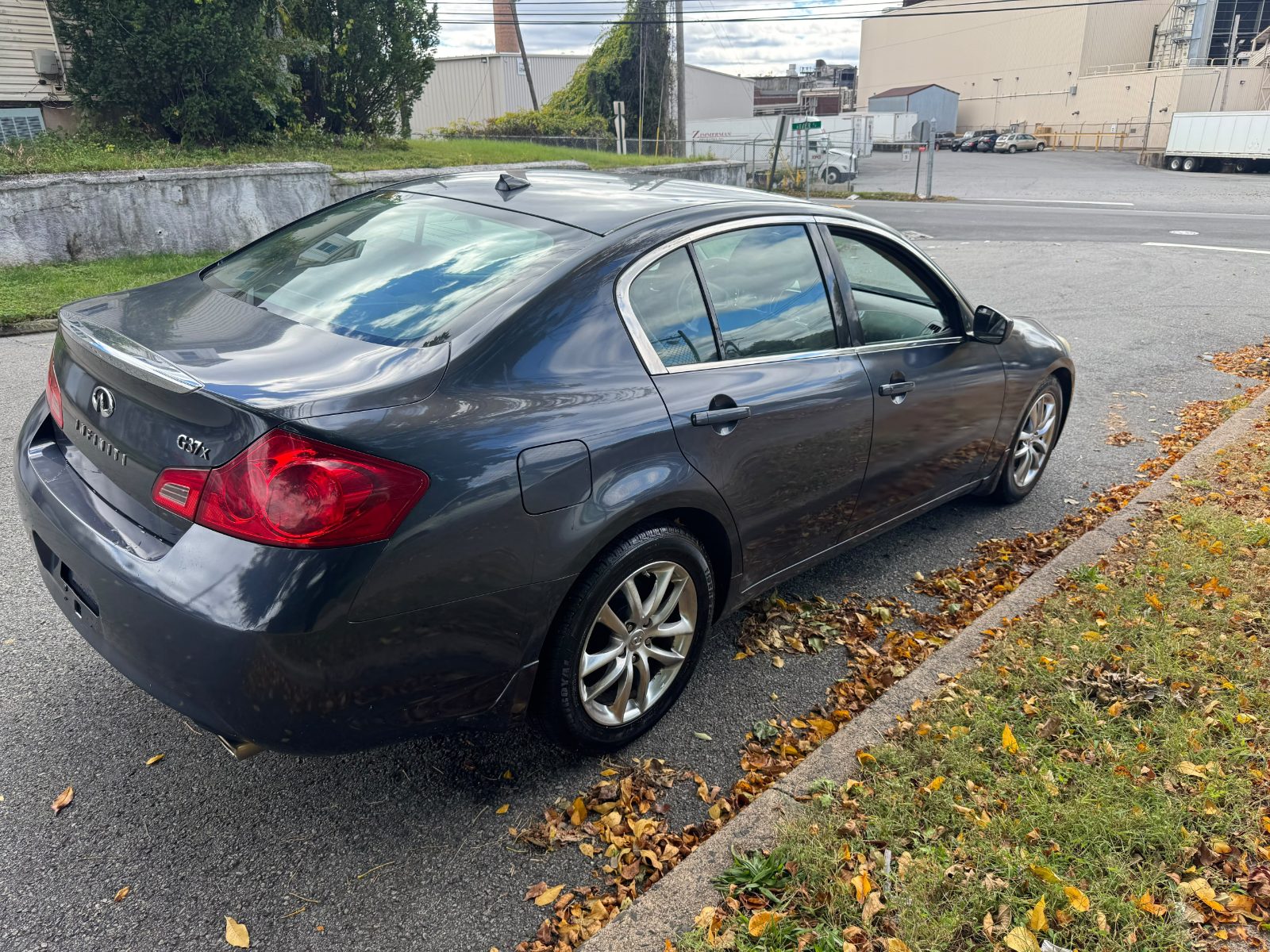 2009 infiniti g37, photo 2